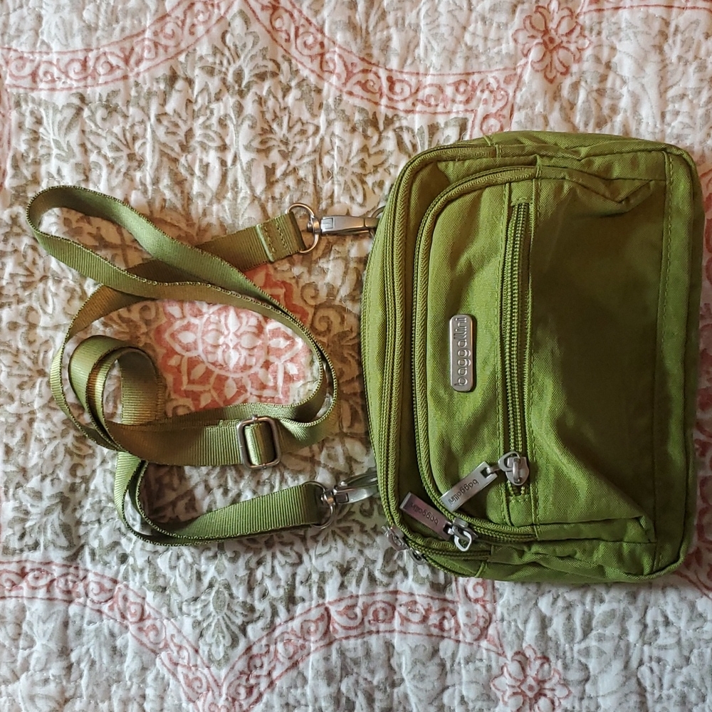 Baggallini Over the shoulder bag